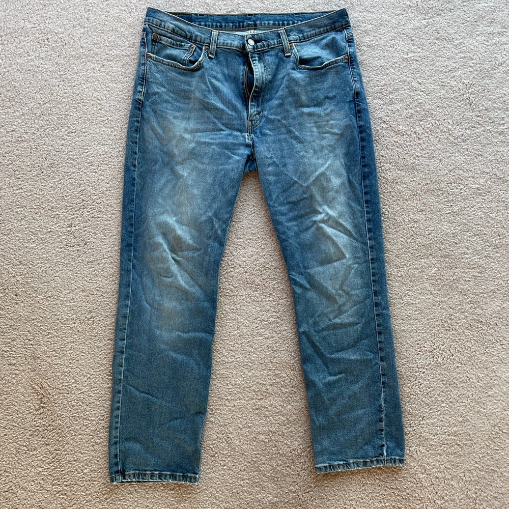 38x32 Levi jeans